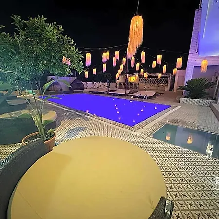 Gueler Butik Beldibi (Kemer)